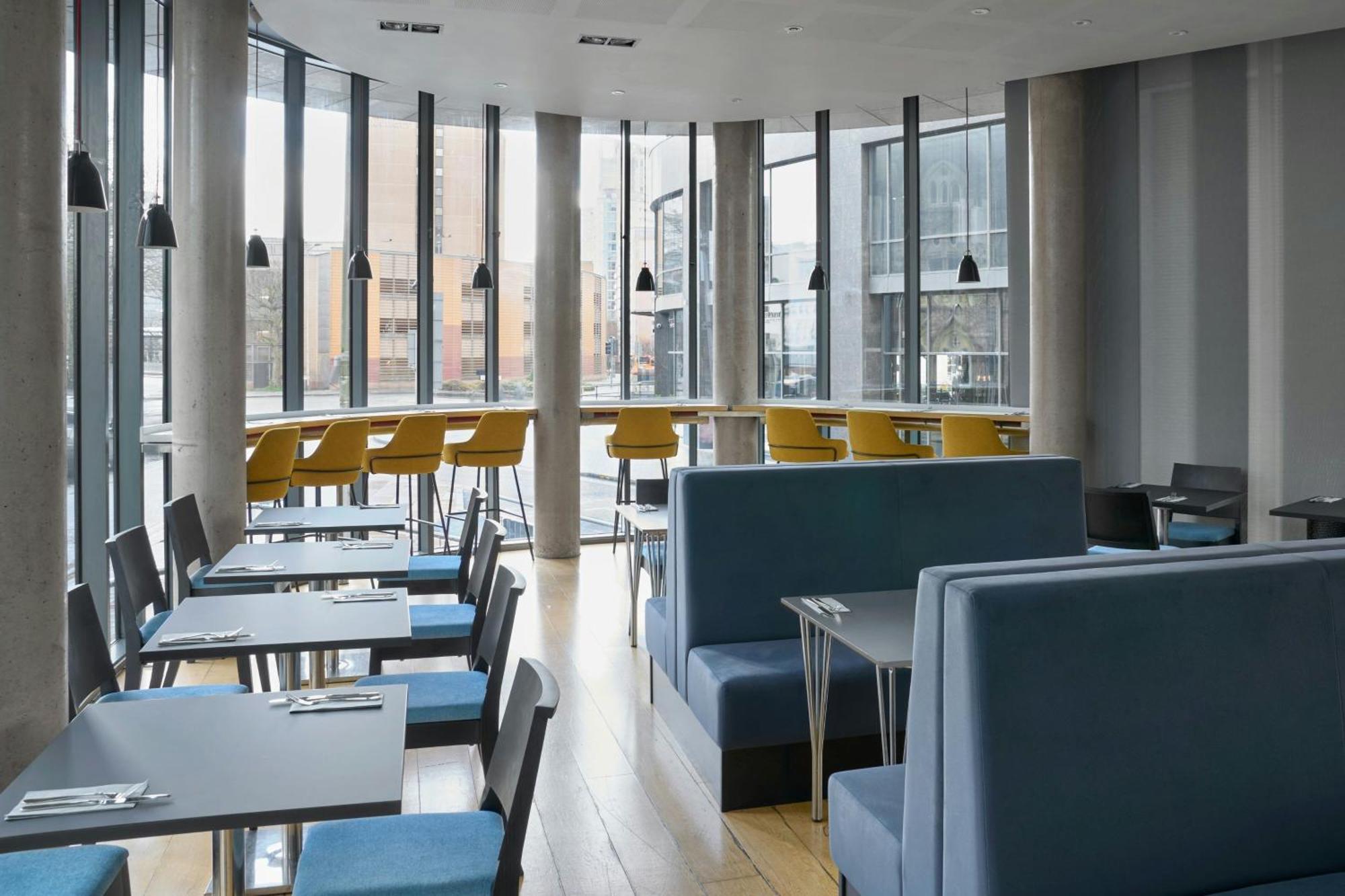 Four Points Flex By Sheraton Cardiff Exterior photo